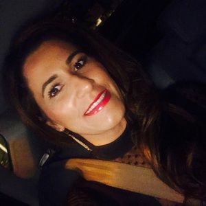 Meet your Posher, Roya